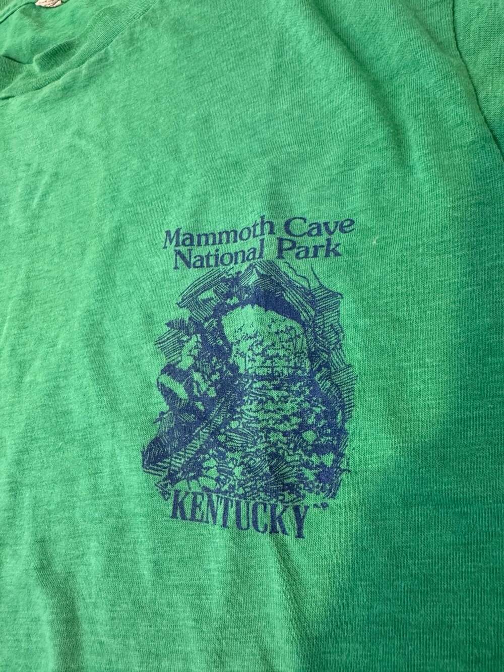 Vintage Mammoth Cave National Park T-Shirt - Picture 6 of 6